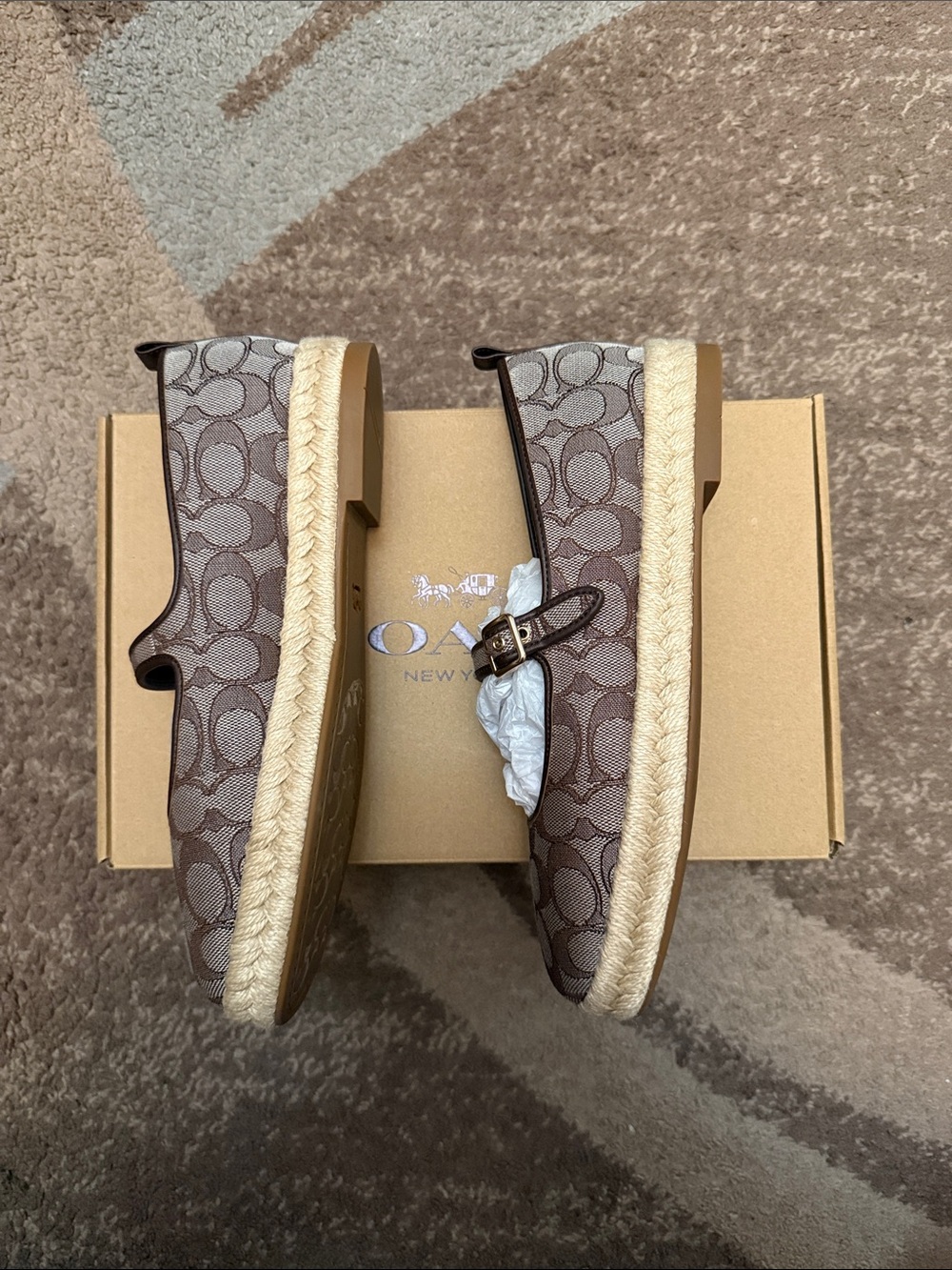 Coach Mary Jane Espadrille
In Signature Jacquard- women’s size 9 - Picture 3 of 6